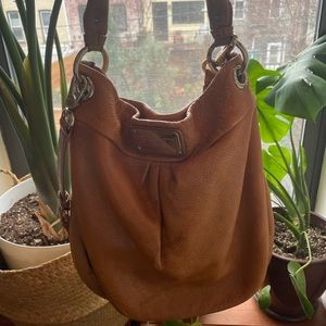 Marc Jacobs Hillier Camel